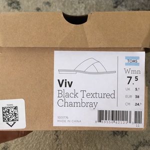 Toms sandals